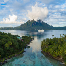 MS Paul Gaugin Bora Bora