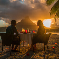 Air Tahiti Nui Honeymoon sunset Veerdonk