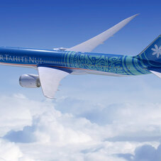 Tahitian Dreamliner