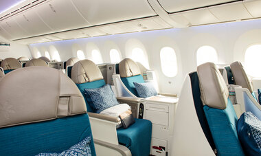 full-750a6703.jpg Air Tahiti Nui Poerava business cabin seats