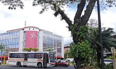 Air Tahiti Nui Papeete Bus Jeong-H