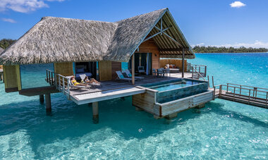 Air Tahiti Nui hotel overwater bungalow SMailion